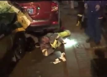 车上拍视频吃瓜,吃瓜群众的快乐时光