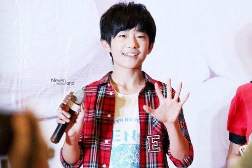 tf吃瓜合集,揭秘偶像幕后趣事