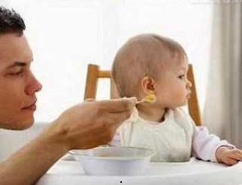 宝宝口腹吃贝贝瓜,贝贝瓜的甜蜜诱惑