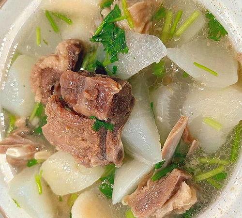 吃羊肉不吃瓜,瓜果避之——探寻羊肉的独特魅力