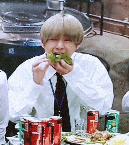 防弹少年团吃瓜,那些你不知道的“吃瓜”瞬间