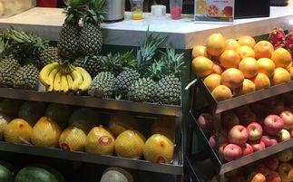 吃菠萝可以吃哈密瓜吗,探索跨界美食的奇妙组合