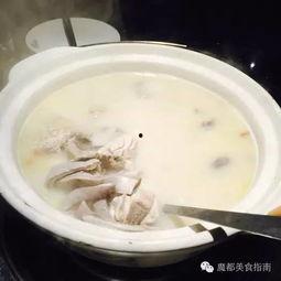 餐馆吵架吃瓜,吃瓜群众围观一幕闹剧